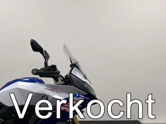 BMW F 900 XR (2026) — foto 1
