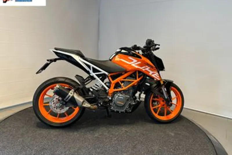 KTM 390 (2018)