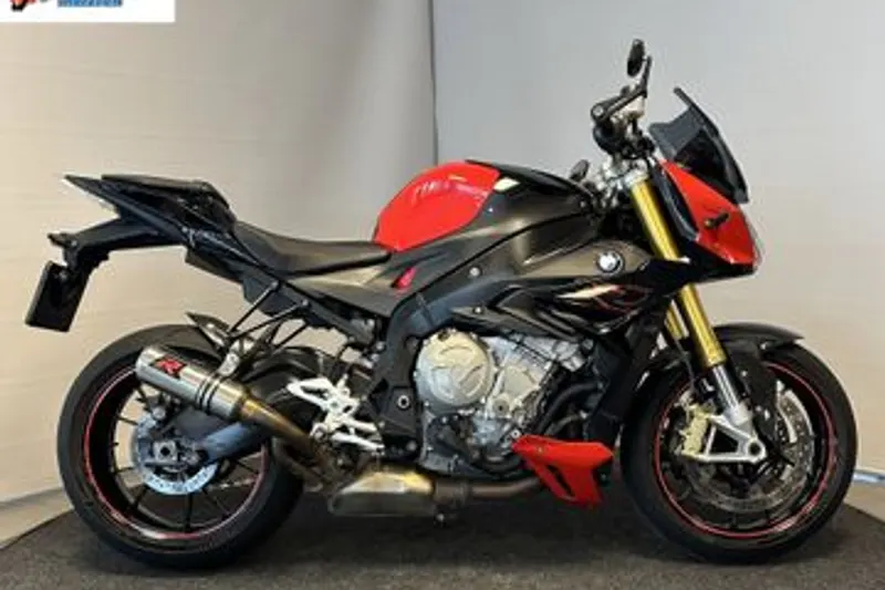 BMW S (2017)