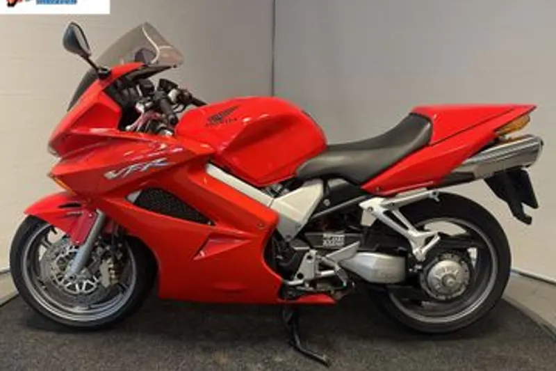 Honda VFR (2005)