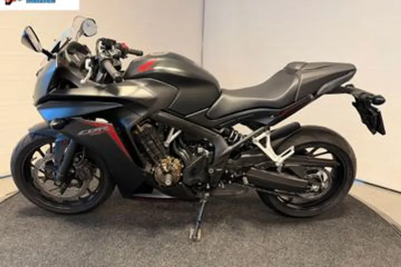 Honda CBR (2018)