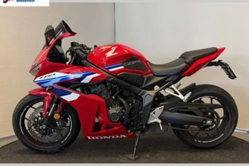 Honda CBR (2024)