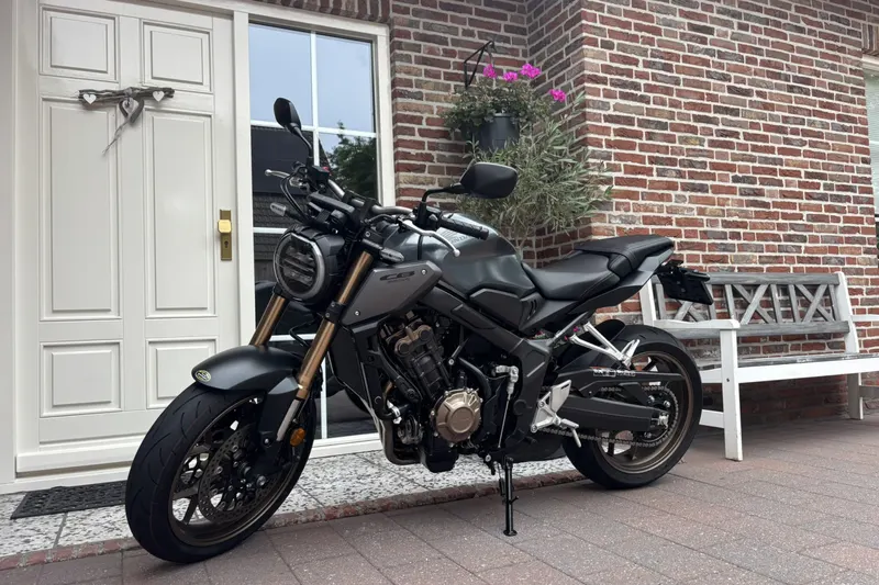 Honda CB650RA (2023)