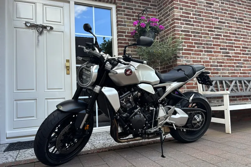 Honda CB1000RA Home Occasions Honda (2022)