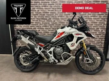 Triumph Tiger 1200 Desert Edition Crystal White (2026) — foto 1