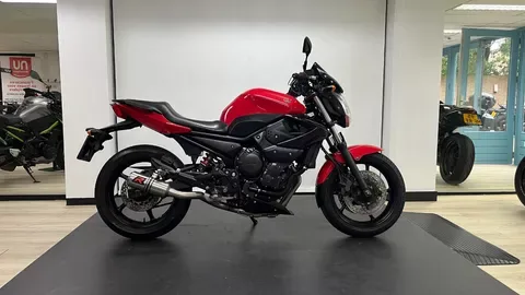 Yamaha XJ6 (2012) — foto 1