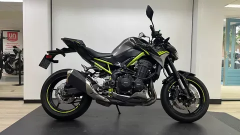 Kawasaki Z900 (2020) — foto 1