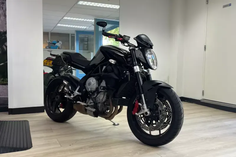 MV Agusta Brutale 675 (2012)