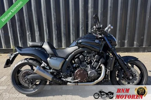 Yamaha V Max 1700 (2009) — foto 1