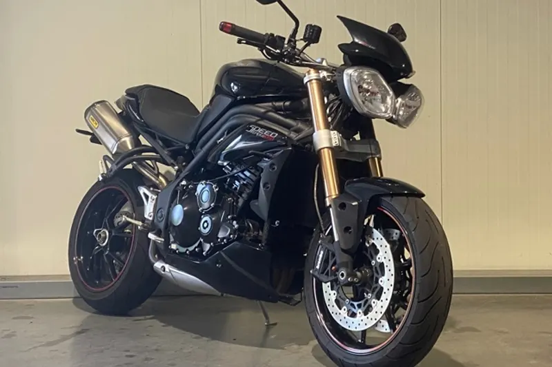 Triumph Speed Triple 1050 (2018)