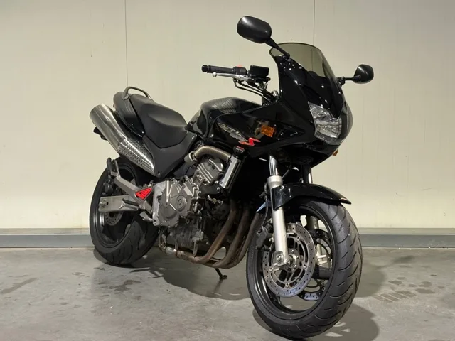 Honda CB 600 S Hornet (2000) — foto 1