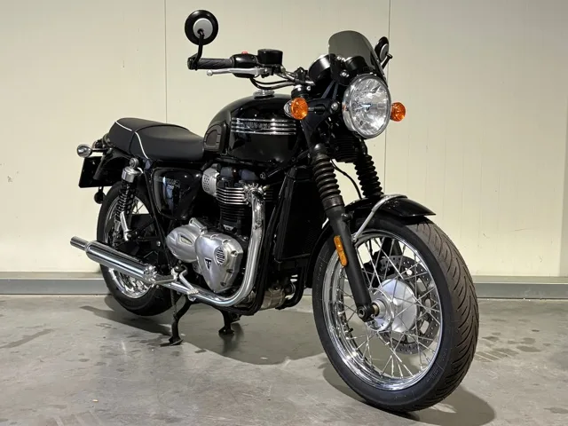 Triumph Bonneville T100 (2018) — foto 1