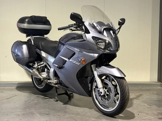 Yamaha FJR 1300 A (2003) — foto 1