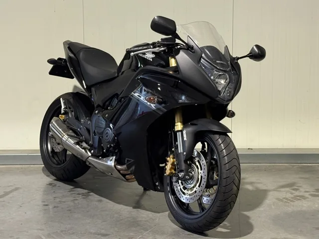 Honda CBR 600 F ABS (2011) — foto 1