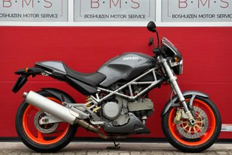 Ducati M 620 I.e (2004)