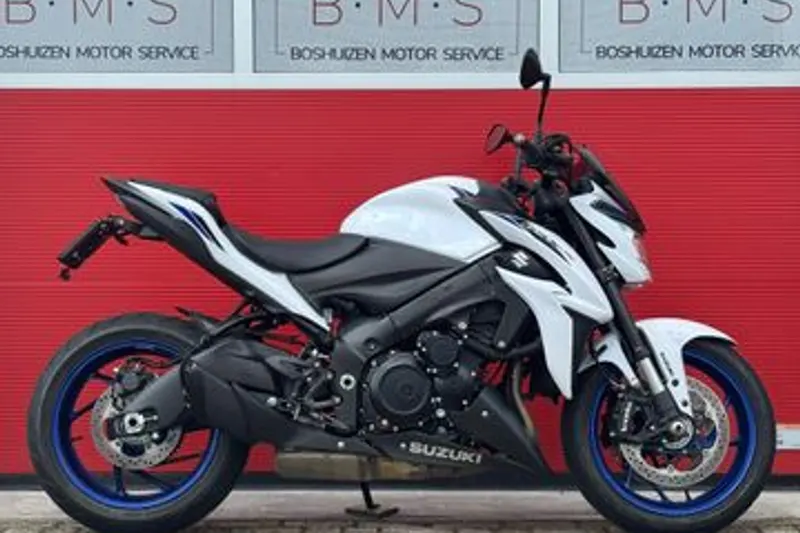 Suzuki GSX-S1000 (2021)