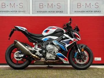 BMW M 1000 R (2023) — foto 1
