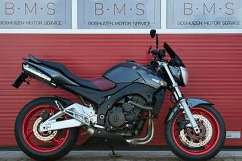 Suzuki GSR600 (2009)