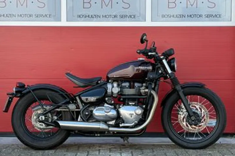 Triumph Bonneville Bobber (2017)