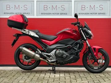 Honda NC 750 S (2014) — foto 1
