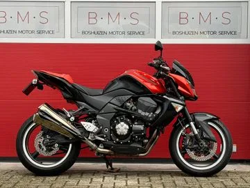 Kawasaki Z1000 (2010) — foto 1