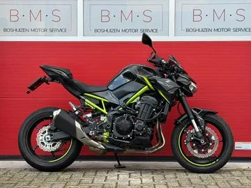 Kawasaki Z900 (2023) — foto 1