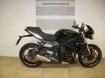 Triumph Street Triple (2015) — foto 1