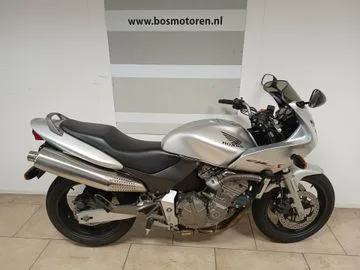 Honda CB 600 F Hornet (2002) — foto 1