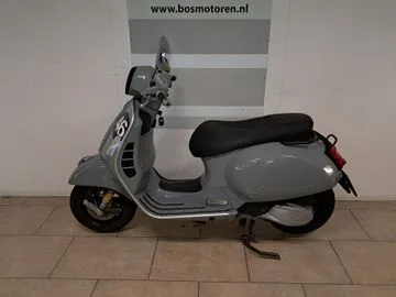 Vespa GTS 300 (2019) — foto 1