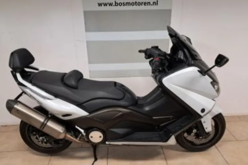 Yamaha Tmax White MAX (2013)