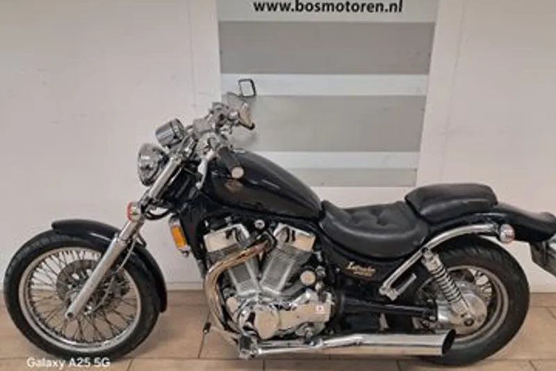 Suzuki VS 1400 Intruder (1987)