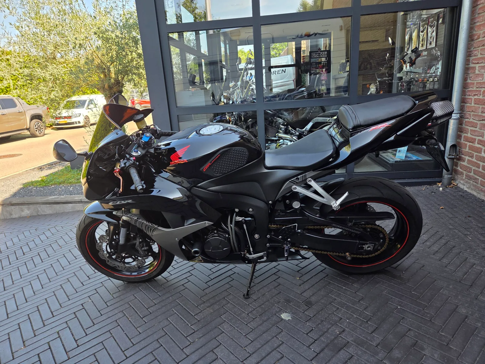 Honda CBR600RR (2008) — foto 1
