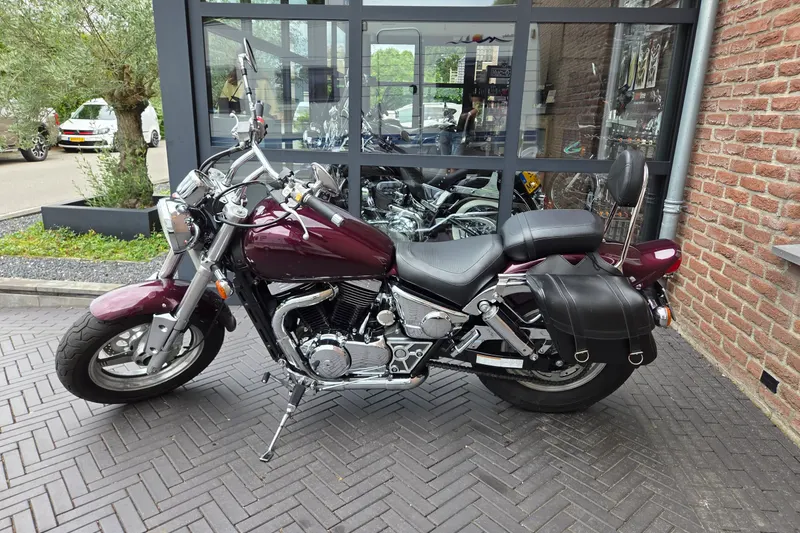 Suzuki VZ 800 Marauder (1999)