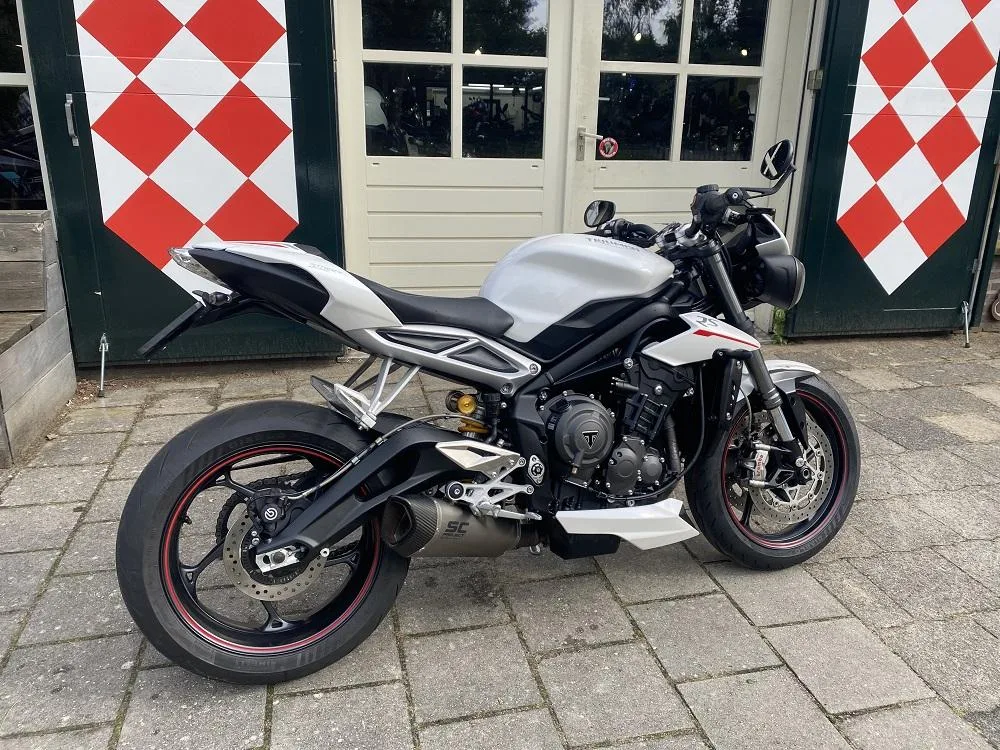 Triumph Street Triple 765 RS (2019) — foto 1
