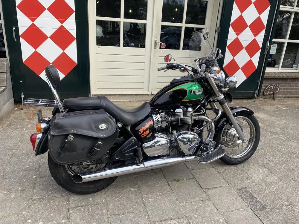 Triumph America (2002) — foto 1