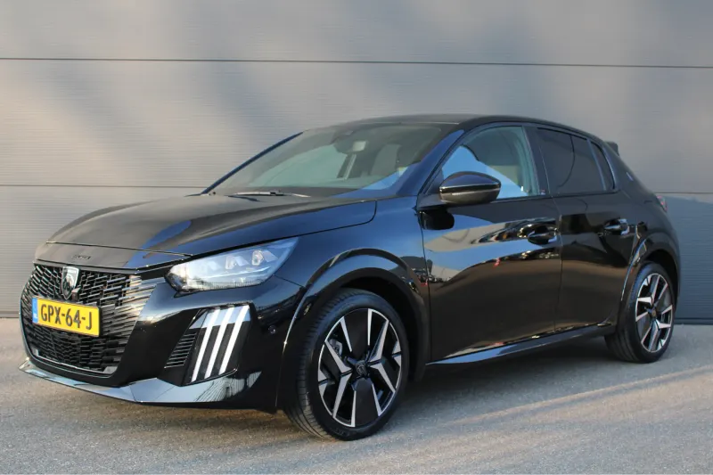 Peugeot 208 (2024)