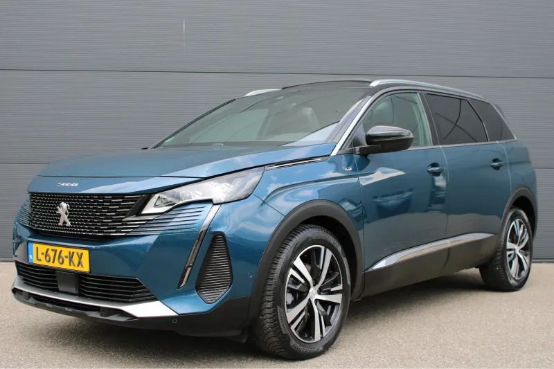 Peugeot 5008 (2021)