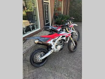 Fantic XEF 250 Supermotard (2023) — foto 1