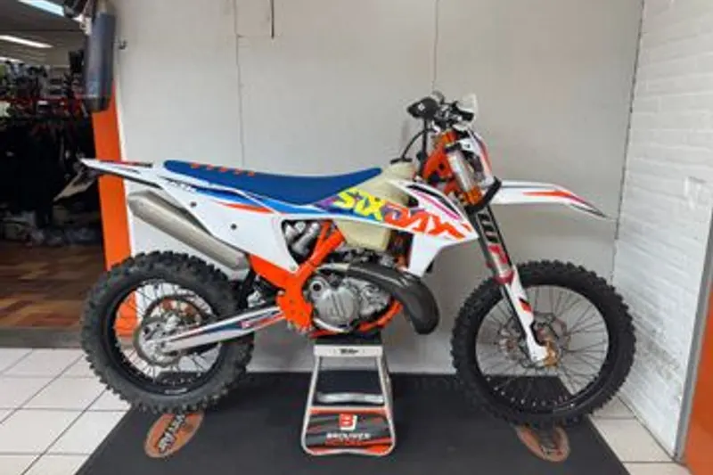 KTM 250 EXC (2022)