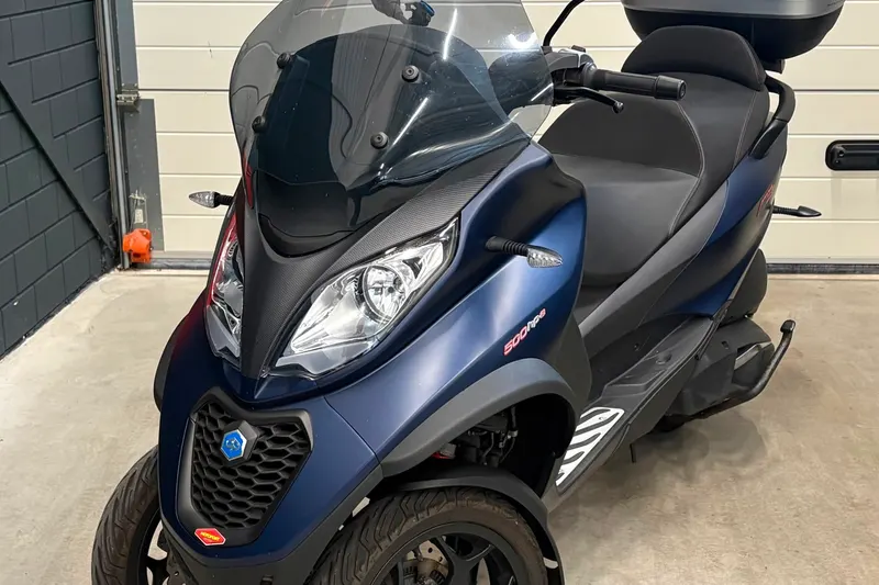 Piaggio MP3 500 (2024)