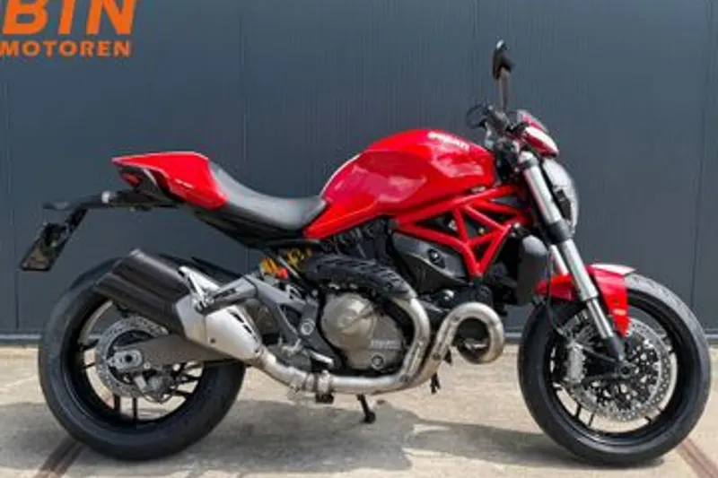 Ducati Monster 821 Stripe (2015)