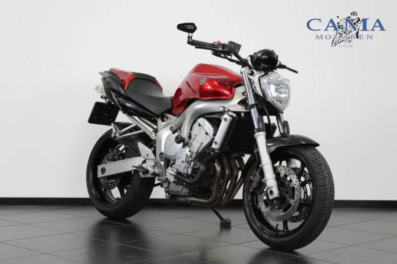 Yamaha Fz6n.html (2004)