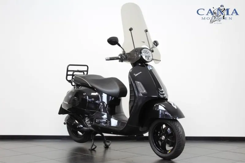 Vespa GTS 300 (2019)