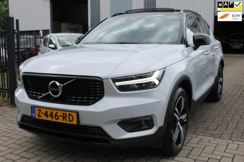 Volvo XC40 (2021)