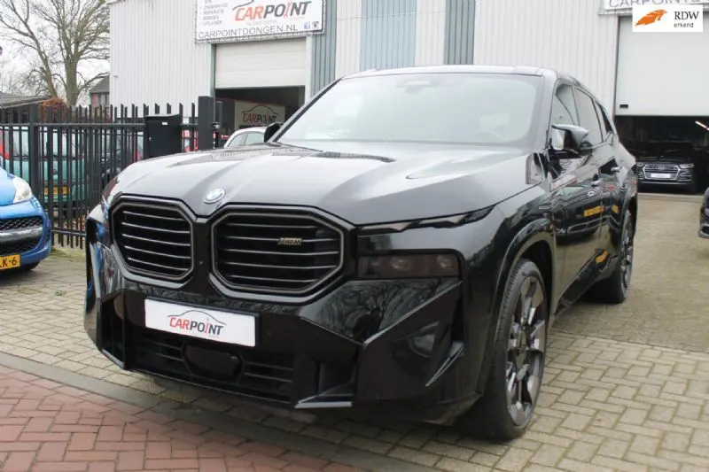 BMW XM (2023)