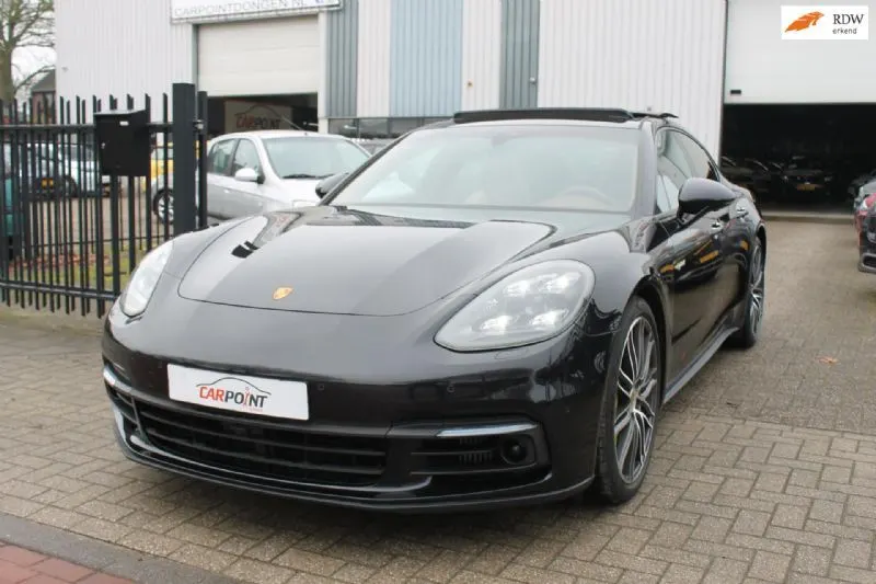 Porsche Panamera (2018)
