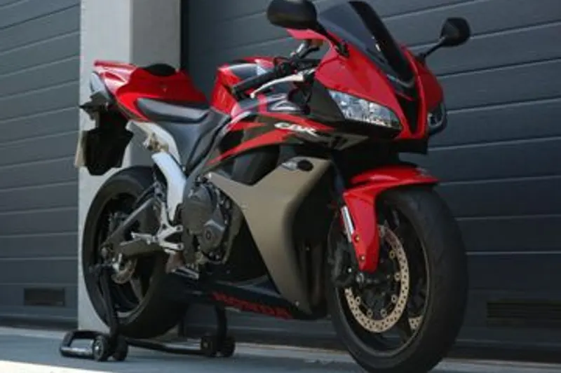 Honda CBR 600 RR A2 mogelijk (2007)