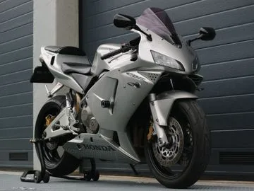 Honda CBR 600 RR A2 mogelijk (2003) — foto 1