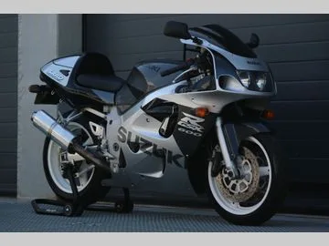 Suzuki GSX-R600 (1998) — foto 1