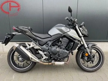 Honda CB 750 Hornet (2023) — foto 1